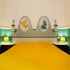 2 - Turquoise - Bed